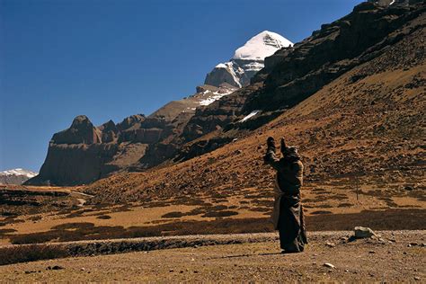 Mount Kailash Trekking - Route, Permits, Accommodation, Weather, Packing