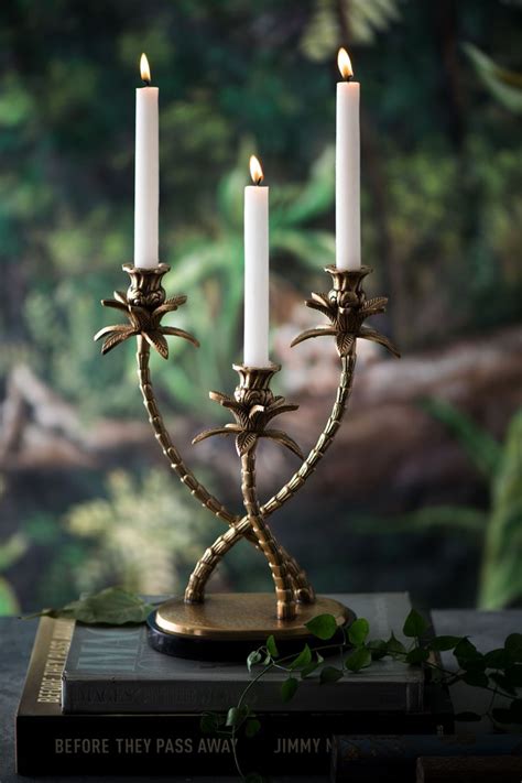 Island Candle Stand