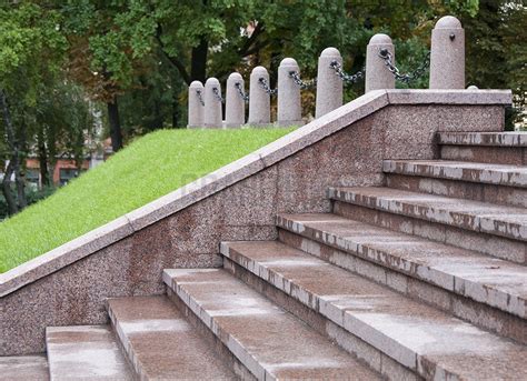 Архитектурные гранитные изделия: производство, продажа, цена
