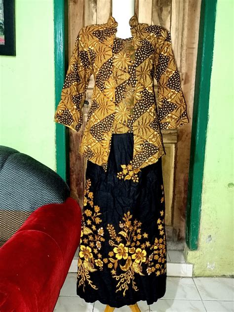 Set Kutu Baru Bunga Set Kutu Baru Batik Set Kebaya Bunga Set