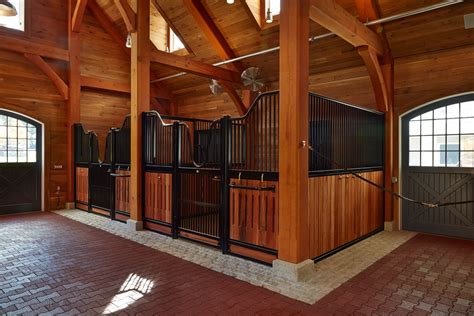 hinged horse stall doors  quality horse stalls    usa