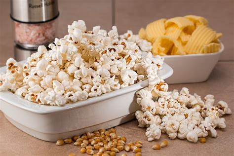 Попкорн действительно делает нас полными? | World Web Info