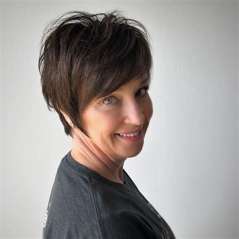 26 Gorgeous Brunette Pixie Cuts And How To Nail It At Any Age Kappers Magazine