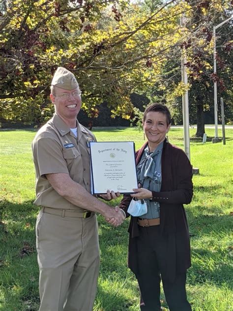 Nswc Crane Department Director Awarded For Leadership In Expeditionary Warfare Naval Sea