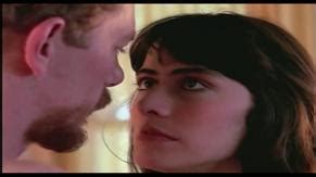 ME BEIJA NUDE SCENES AZNude