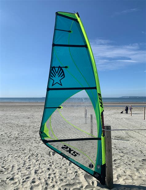 Ezzy Wave 4.2m 2024 - 2XS