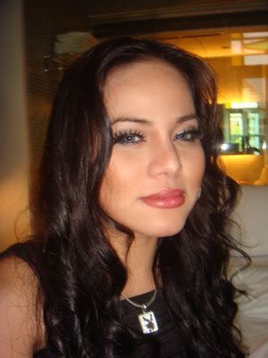 SENSUAL PINAYS BRIDGET SUAREZ Alluringly Hot