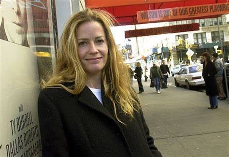 Elisabeth Shue Husband, Children, Net Worth, Wiki, Family