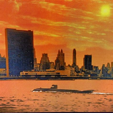 Irwin Allen Voyage To The Bottom Of The Sea 4
