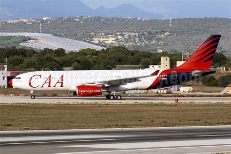 CAA-Compagnie Africaine d'Aviacion - Bruce Drum (AirlinersGallery.com)