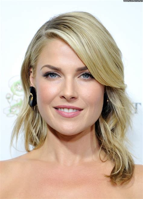 Ali Larter No Source Posing Hot Beautiful Babe High Resolution Nude Celebrities Mobile