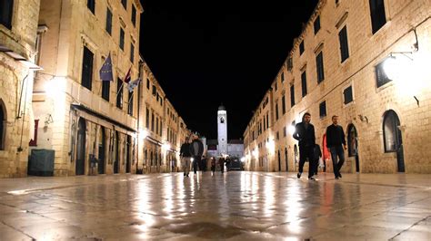 Dubrovnik by Night Walking Tour - Dubrovnik Tours