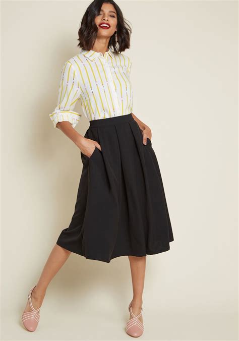 Classic Majesty Midi Skirt In Black Modcloth A Line Skirt Outfits