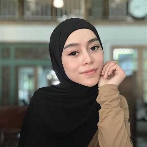 6 Artis Ini Pernah Kepergok Tak Pakai Cincin Nikah Terbaru Ria Ricis Hot Liputan6