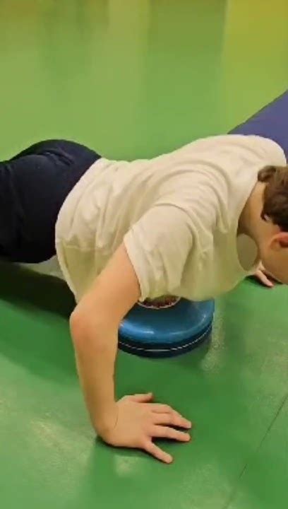 Счетчик отжиманий - YouTube