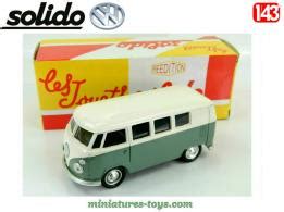 Le Combi Volkswagen split vitré type 2 de 1966 en miniature par Solido