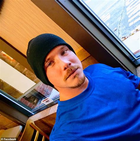 Kyle Rittenhouse S Attorney Wants To Argue That Victim Was A Sex Offender Who Tried To Grab His