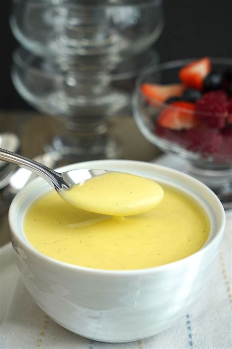 Delicious Vanilla Custard Sauce