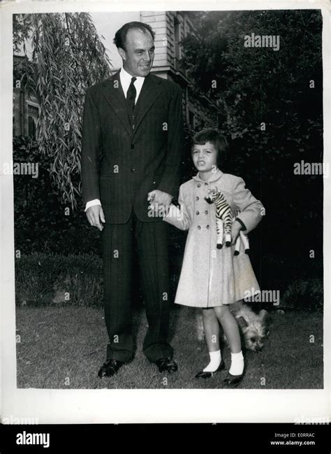 May 05, 1960 - Prince Aly Khan and Daughter Yasmin: Photo shows Prince ...