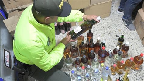 Más de 2 000 botellas de licor adulterado y de contrabando fueron