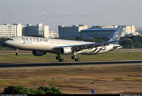 B China Southern Airlines Airbus A Photo By Jiaming Mai