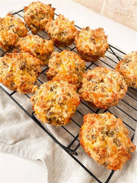 Sausage Cheddar Muffins | Foodtalk