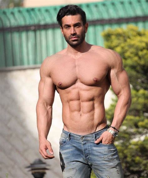 Albums 100 Pictures Gay Muscular Men Pictures Sharp