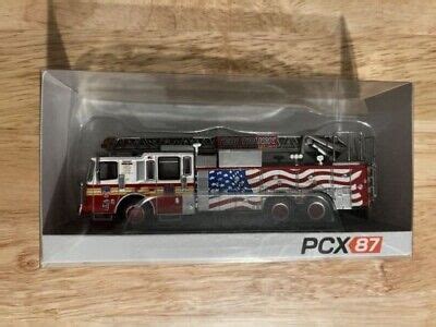 Pcx Fdny Ferrara Ultra Ladder Ho Fire Truck Manhattan Wtc