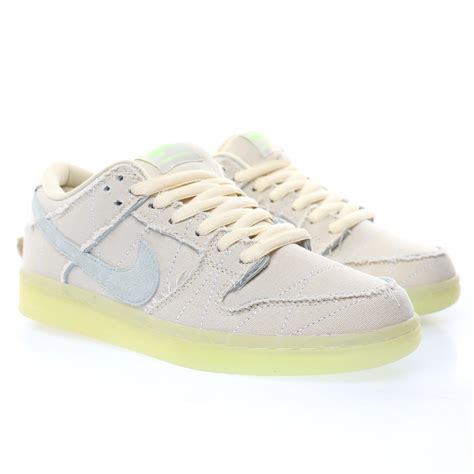 Кроссовки Nike SB Dunk Low 'Mummy' купить с бесплатной доставкой
