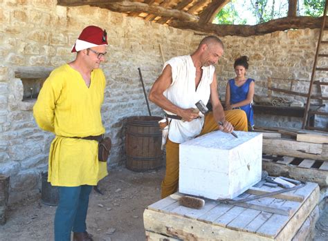 AIN Cité médiévale de Montcornelles une construction unique qui fait