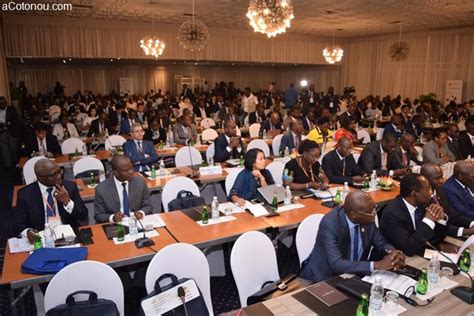 Ouverture De La Table Ronde Des Bailleurs De Fonds De L Uemoa Abidjan