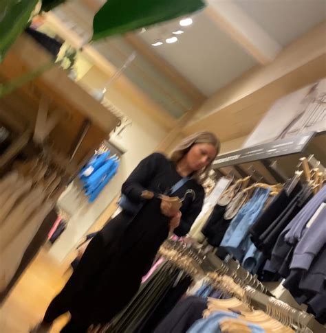 Hot College Blonde With Amazing Body In Leggings Spandex Leggings Yoga Pants Forum