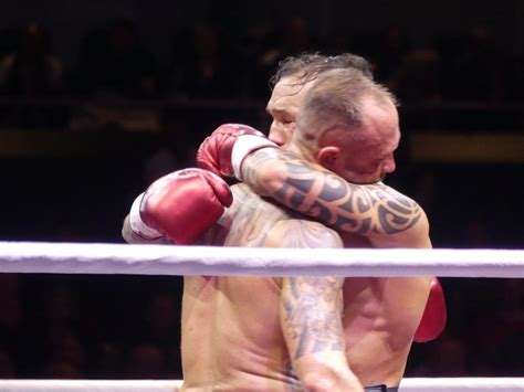 Ronny Gabel Vs Ilias Essaoudi Boxkampf Und Drama In Berlin Am 6 Mai