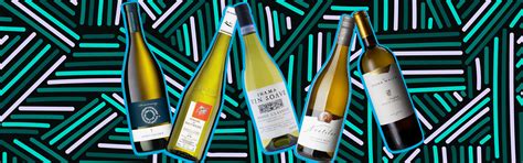 The 10 Best White Wines On Wine.com Under $20, Ranked