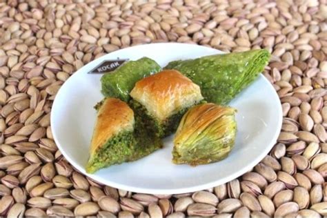 Baklava Hamuru Tarifi Nefis Yemek Tarifleri