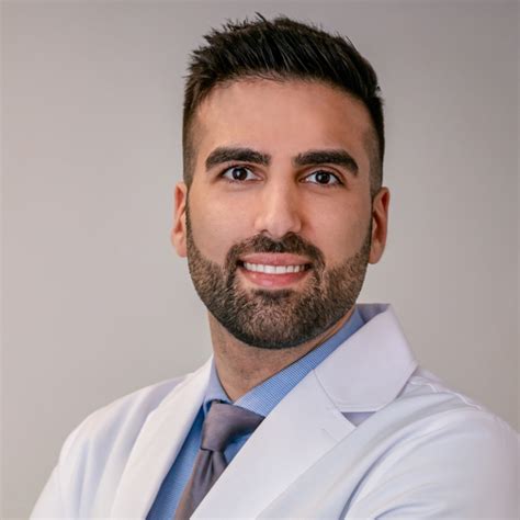 Dr Alain Azzi Laval Qc Cosmetic Surgeon Physician Reviews