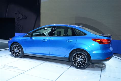 Ford Focus New York (2014) - picture 5 of 7