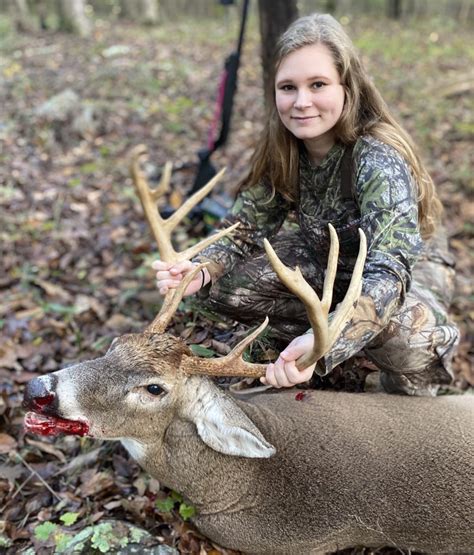 Rainey Mitchell's 12-point buck - Carolina Sportsman