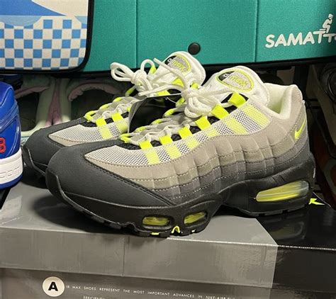 Nike Air Max 95 OG Neon 2025 HM4740-001