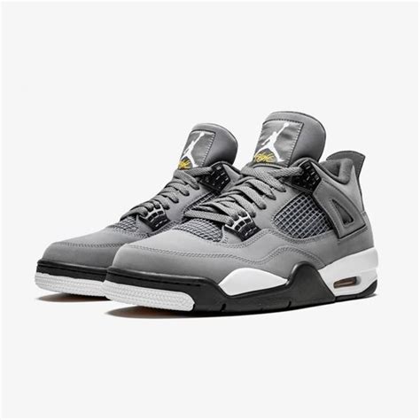 Sneaker Pimp | Air Jordan 4 Retro