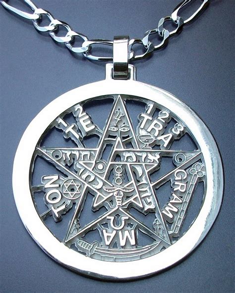 Dije Tetragramaton Pentagrama Con Cadena Cm Plata En