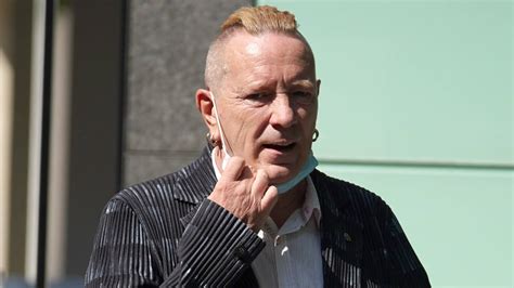 John Lydon Sex Pistols Problemas De Salud A Un Ritmo Alarmante