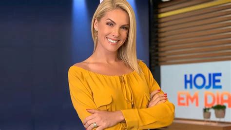 Humilhada por chefão da Record Ana Hickmann desaba em choro ao vivo