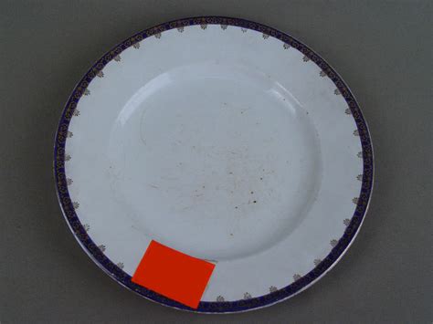 Тарелка, фарфор. Фабрика М. С. Кузнецова, диаметр — 23 см — Антикварная ...