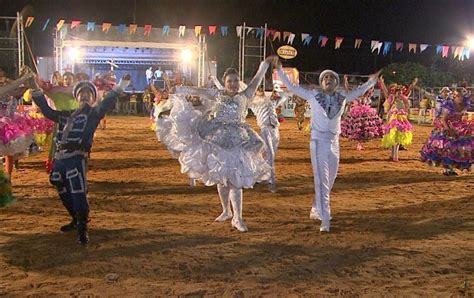 Rede Globo rondônia Bom Dia Amazônia Arraial Flor do Cacto abre