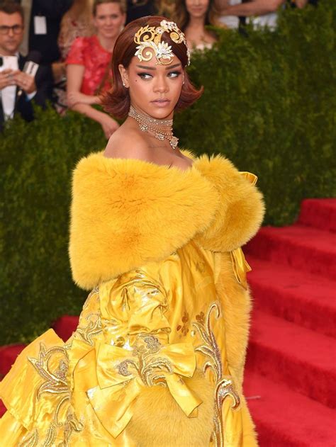 The 31 Best Met Gala Beauty Looks Of All Time Met Gala Looks Met