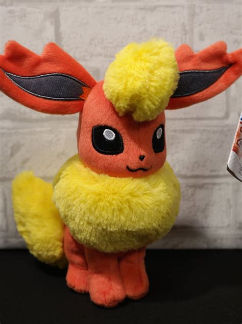 Eevee-Plushies - Nerdinsweden's Pokémon Collection