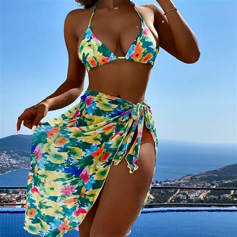 BKN SET BIKINI MÓN LOANG XANH VÀNG KÈM KHĂN HÔNG DÁNG DÀI BIKINI MORE BIKINI XUẤT KHẨU
