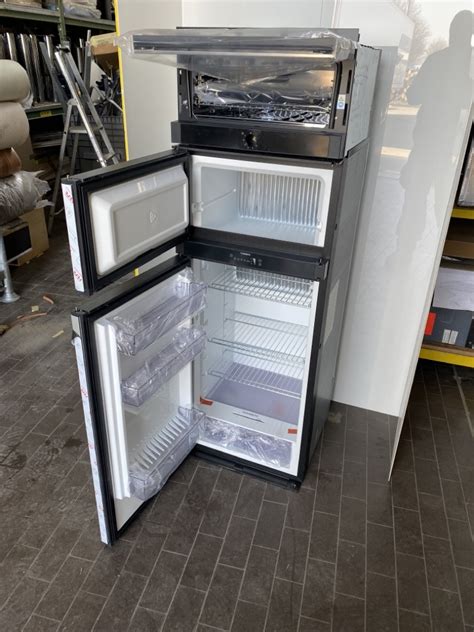 Dometic Rmdt X Absorberk Hlschrank Mit Backofen Ersatzteile F R