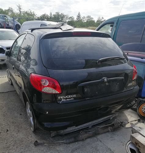 Peugeot 206/ Пежо 206 1.9Д., 1.6и на части с. Старо Оряхово • OLX.bg